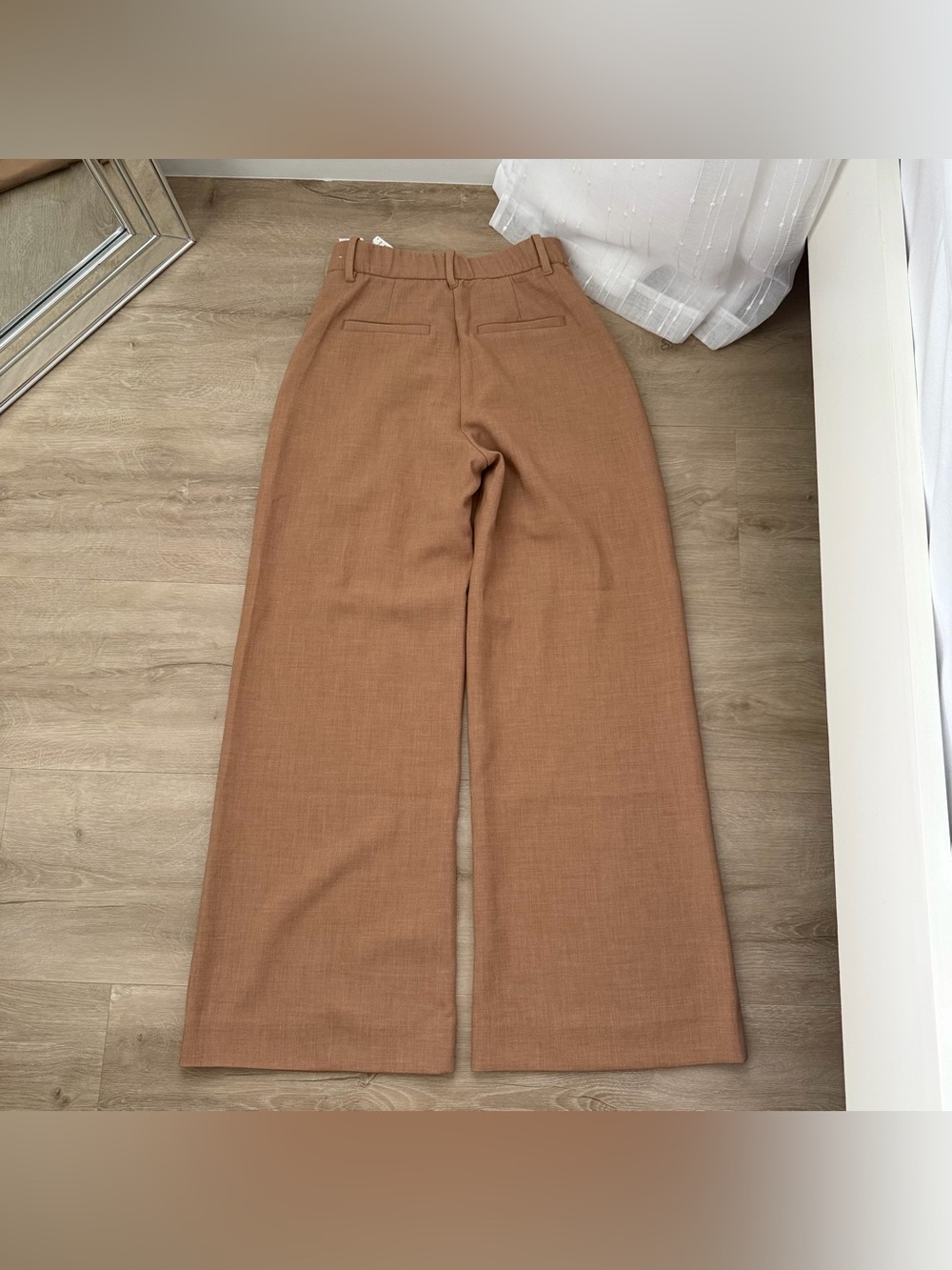 Abercrombie and Fitch Crossover Tailored Ultra Wide Leg Pants in the Brown - Picture 9 of 11